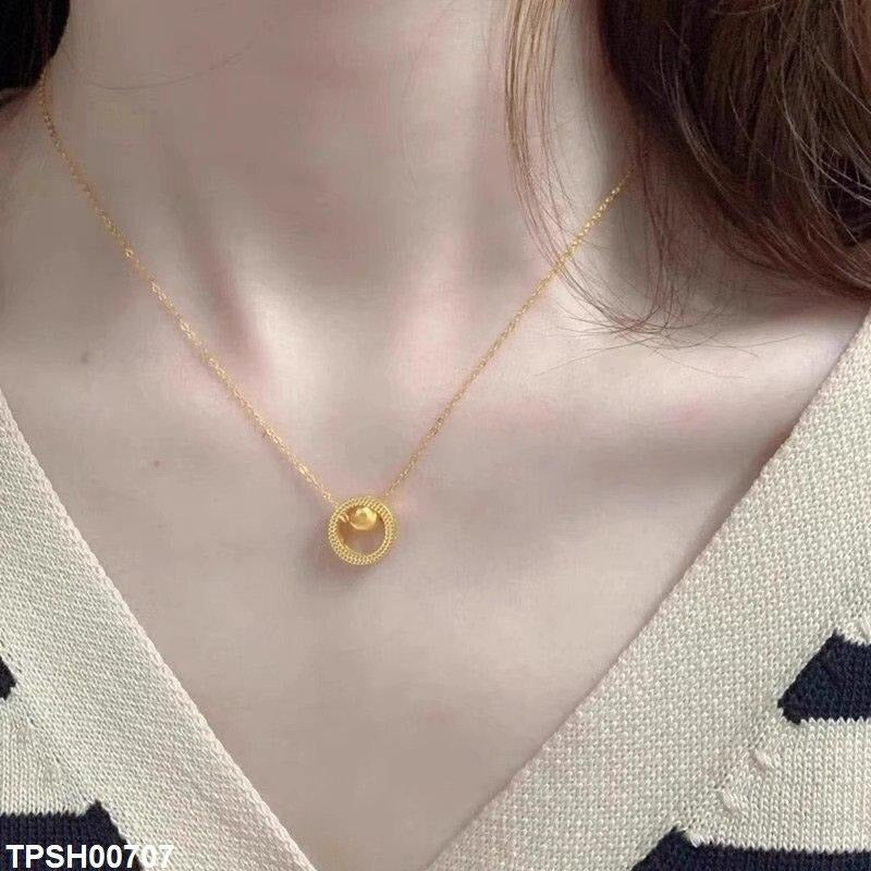 Stainless Steel Round Pendant Necklace for Women – Minimalist & Durable Jewelry