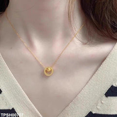Stainless Steel Round Pendant Necklace for Women – Minimalist & Durable Jewelry
