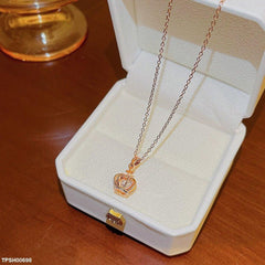 Golden Crown Pendant Necklace for Women – Elegant & Lightweight Jewelry